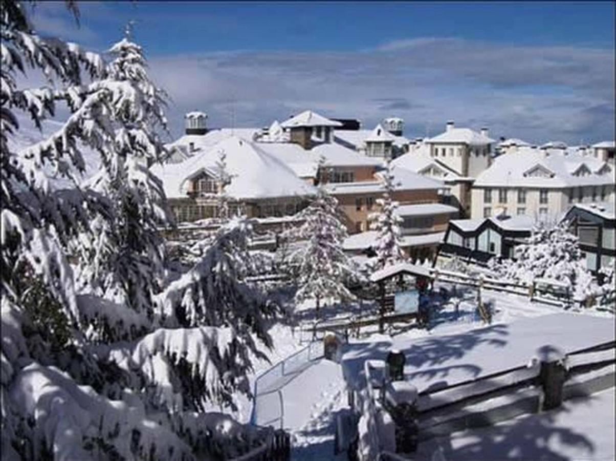 Sierra Nevada Ski Resort Exterior foto